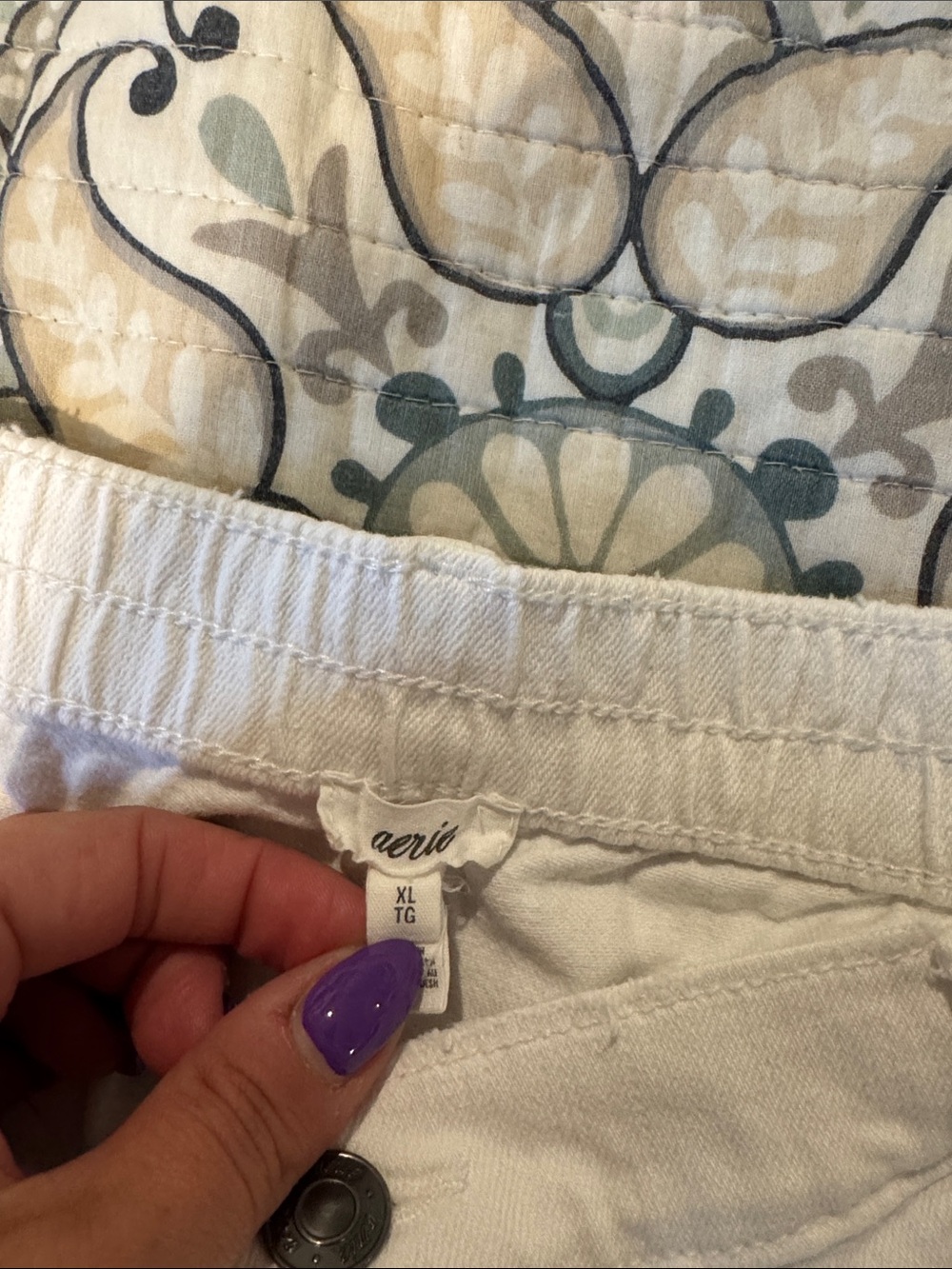 Aerie Distressed White Women's Denim Shorts - Picture 2 of 7